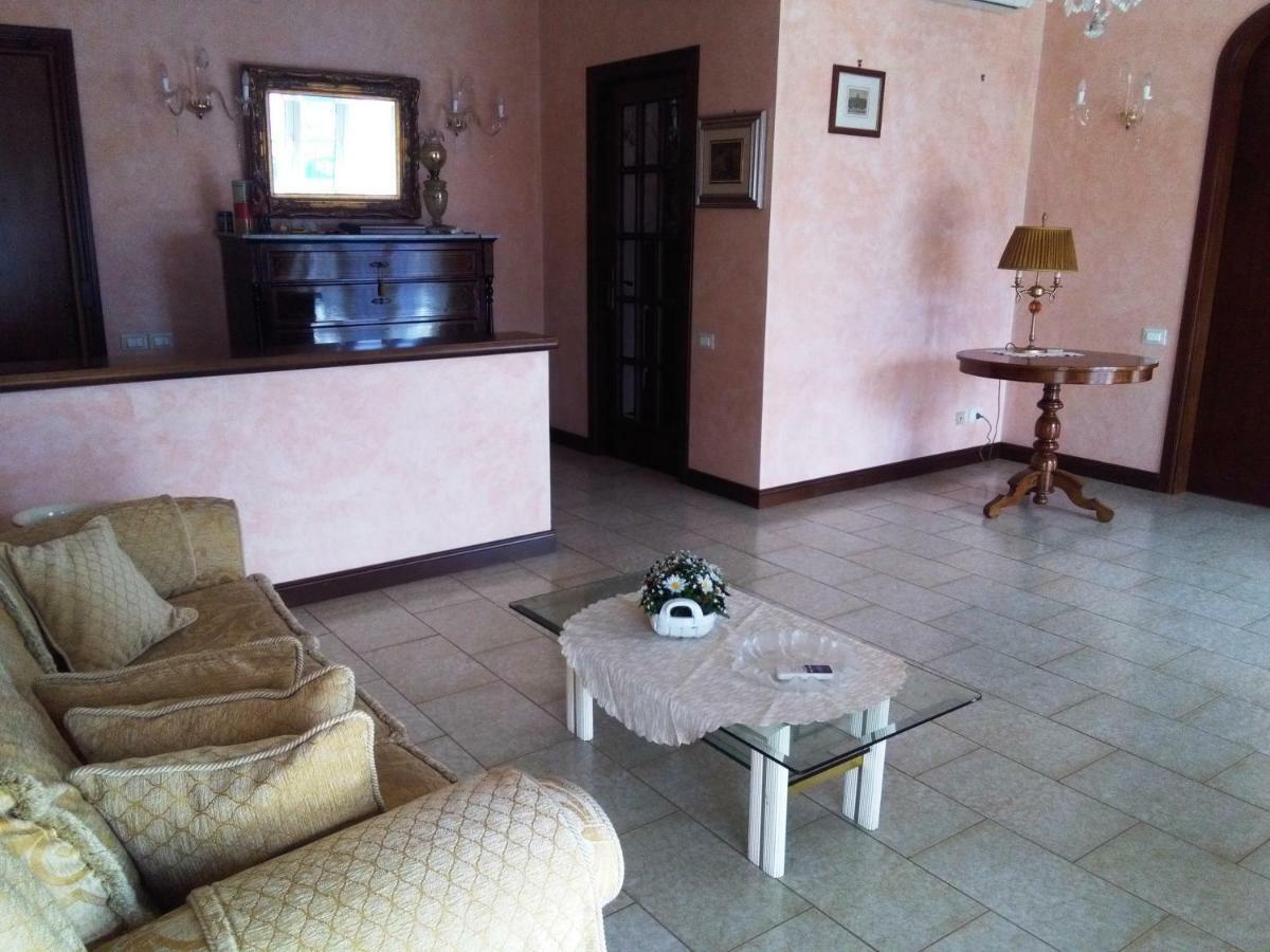 Letizia'S House Apartment Catania Ngoại thất bức ảnh