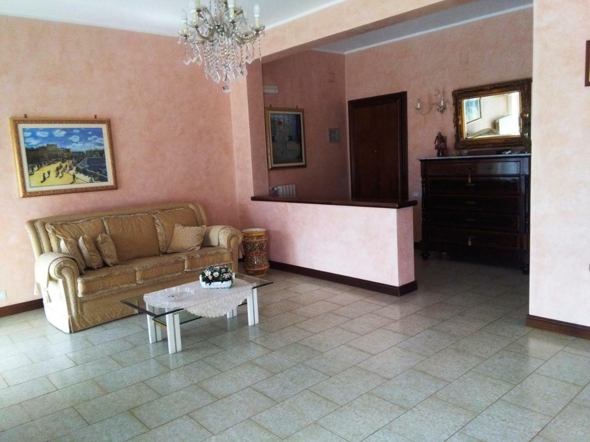 Letizia'S House Apartment Catania Ngoại thất bức ảnh